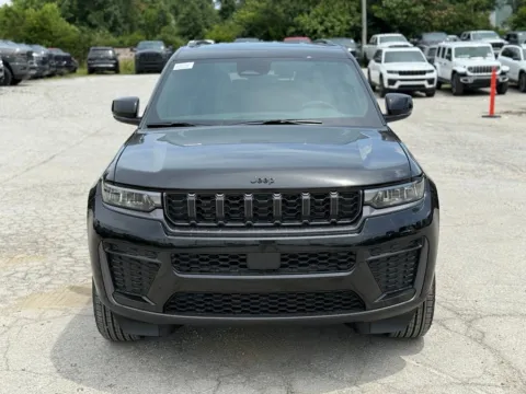 Another view of 2026 Jeep Grand Cherokee L Laredo for sale in Crestwood, KY at Glenn Chrysler Dodge Jeep Ram