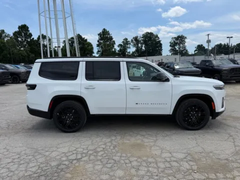 More photos of 2026 Jeep Grand Wagoneer Limited Reserve at Glenn Chrysler Dodge Jeep Ram, KY