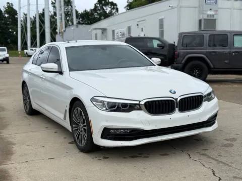 More photos of 2018 BMW 5 Series 530e iPerformance at Glenn Chrysler Dodge Jeep Ram, KY