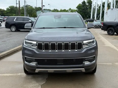 Another view of 2022 Jeep Wagoneer Series III for sale in Crestwood, KY at Glenn Chrysler Dodge Jeep Ram