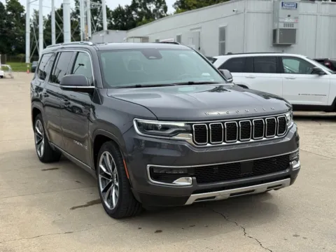 More photos of 2022 Jeep Wagoneer Series III at Glenn Chrysler Dodge Jeep Ram, KY