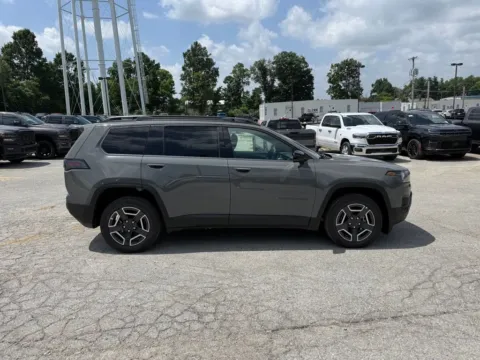 More photos of 2026 Jeep Cherokee Limited at Glenn Chrysler Dodge Jeep Ram, KY