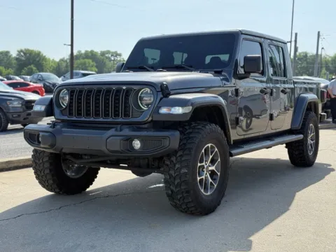 Photos of 2024 Jeep Gladiator Sport S for sale in Crestwood, KY at Glenn Chrysler Dodge Jeep Ram
