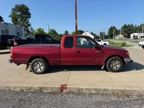 More photos of 2002 Toyota Tacoma at Glenn Chrysler Dodge Jeep Ram, KY