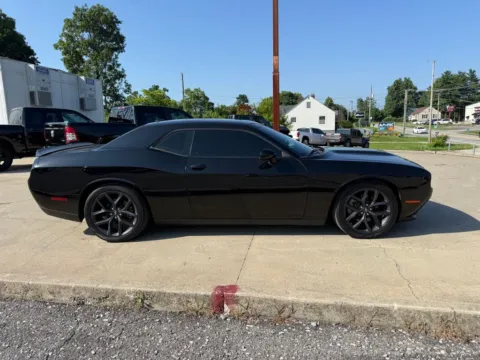 More photos of 2022 Dodge Challenger R/T at Glenn Chrysler Dodge Jeep Ram, KY