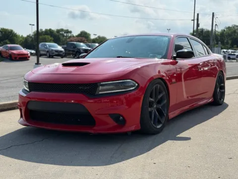 Photos of 2020 Dodge Charger R/T for sale in Crestwood, KY at Glenn Chrysler Dodge Jeep Ram