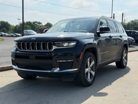 Photos of 2022 Jeep Grand Cherokee L Limited for sale in Crestwood, KY at Glenn Chrysler Dodge Jeep Ram
