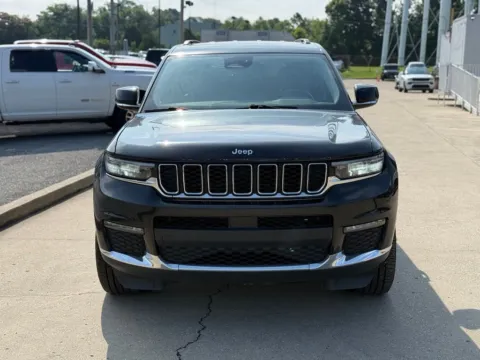 Another view of 2022 Jeep Grand Cherokee L Limited for sale in Crestwood, KY at Glenn Chrysler Dodge Jeep Ram