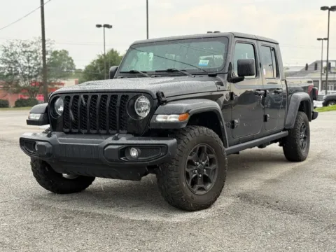 Photos of 2023 Jeep Gladiator Willys for sale in Crestwood, KY at Glenn Chrysler Dodge Jeep Ram