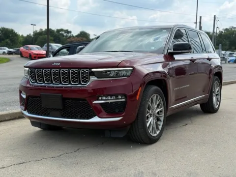 Photos of 2022 Jeep Grand Cherokee Summit for sale in Crestwood, KY at Glenn Chrysler Dodge Jeep Ram