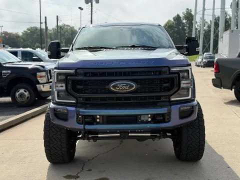 Another view of 2022 Ford F-350SD Lariat for sale in Crestwood, KY at Glenn Chrysler Dodge Jeep Ram