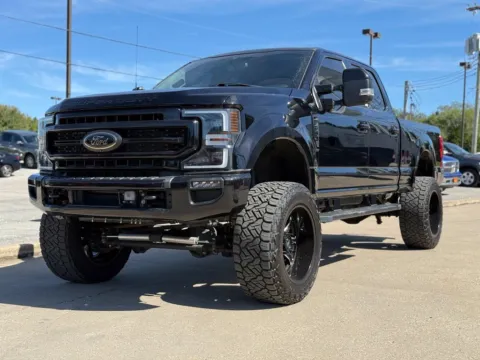 Photos of 2022 Ford F-350SD Lariat for sale in Crestwood, KY at Glenn Chrysler Dodge Jeep Ram