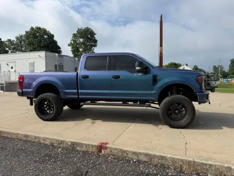 More photos of 2022 Ford F-350SD Lariat at Glenn Chrysler Dodge Jeep Ram, KY