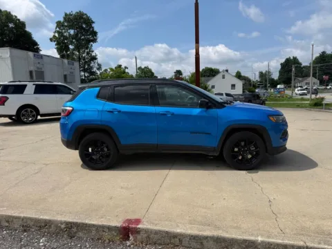 More photos of 2024 Jeep Compass Latitude at Glenn Chrysler Dodge Jeep Ram, KY