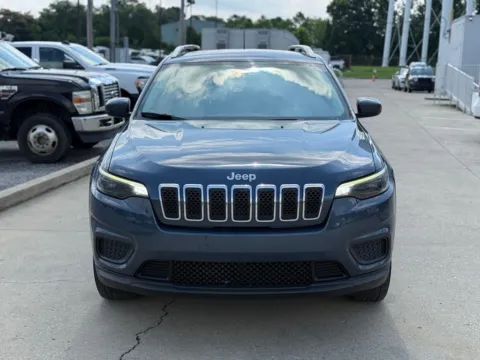 Another view of 2020 Jeep Cherokee Latitude for sale in Crestwood, KY at Glenn Chrysler Dodge Jeep Ram