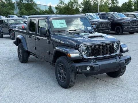 More photos of 2026 Jeep Gladiator Sport S at Glenn Chrysler Dodge Jeep Ram, KY