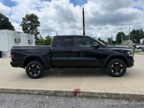 More photos of 2019 Ram 1500 Rebel at Glenn Chrysler Dodge Jeep Ram, KY