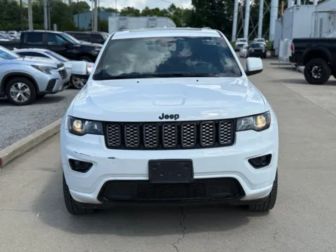 Another view of 2022 Jeep Grand Cherokee WK Laredo X for sale in Crestwood, KY at Glenn Chrysler Dodge Jeep Ram