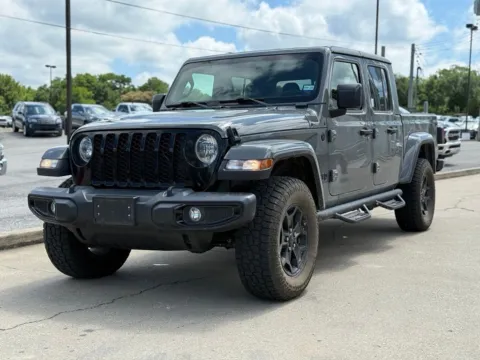Photos of 2021 Jeep Gladiator Willys for sale in Crestwood, KY at Glenn Chrysler Dodge Jeep Ram