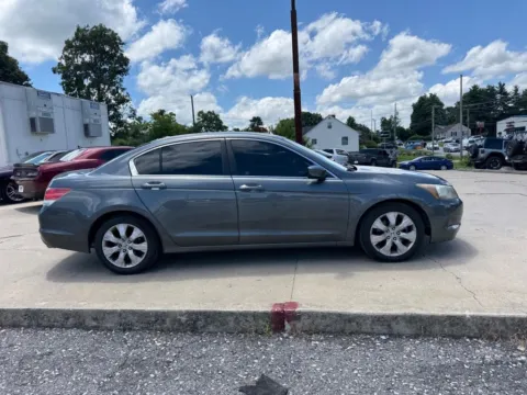 More photos of 2010 Honda Accord EX-L at Glenn Chrysler Dodge Jeep Ram, KY