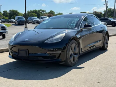 Photos of 2018 Tesla Model 3 Long Range for sale in Crestwood, KY at Glenn Chrysler Dodge Jeep Ram