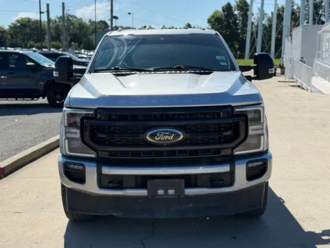 Another view of 2022 Ford F-250SD Lariat for sale in Crestwood, KY at Glenn Chrysler Dodge Jeep Ram