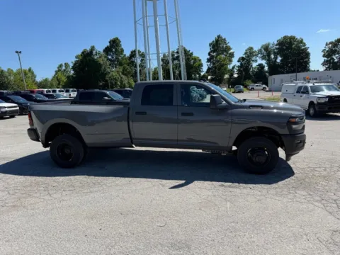 More photos of 2026 Ram 3500 Tradesman at Glenn Chrysler Dodge Jeep Ram, KY