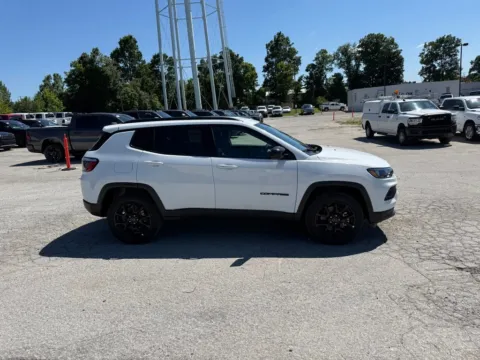 More photos of 2026 Jeep Compass Latitude at Glenn Chrysler Dodge Jeep Ram, KY