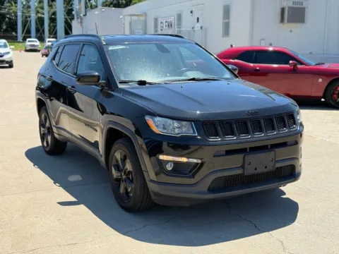More photos of 2019 Jeep Compass Latitude at Glenn Chrysler Dodge Jeep Ram, KY