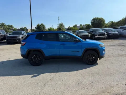 More photos of 2026 Jeep Compass Latitude at Glenn Chrysler Dodge Jeep Ram, KY