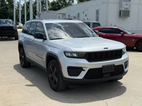 More photos of 2023 Jeep Grand Cherokee Altitude X at Glenn Chrysler Dodge Jeep Ram, KY
