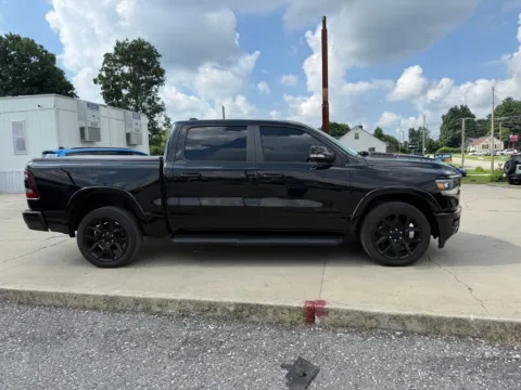 More photos of 2022 Ram 1500 Laramie at Glenn Chrysler Dodge Jeep Ram, KY