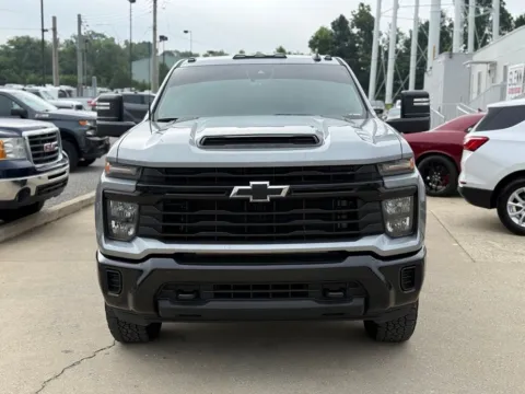 Another view of 2025 Chevrolet Silverado 2500 HD Custom for sale in Crestwood, KY at Glenn Chrysler Dodge Jeep Ram