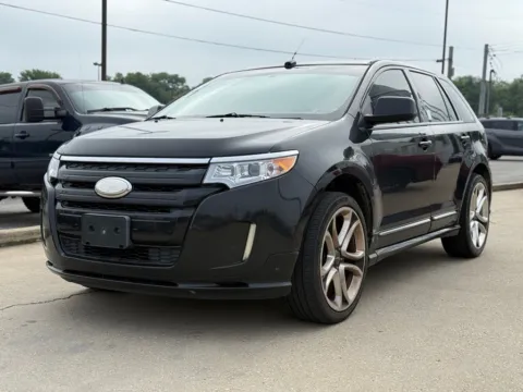 Photos of 2011 Ford Edge Sport for sale in Crestwood, KY at Glenn Chrysler Dodge Jeep Ram