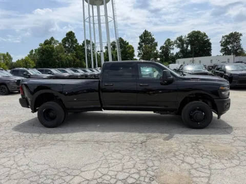 More photos of 2026 Ram 3500 Tradesman at Glenn Chrysler Dodge Jeep Ram, KY