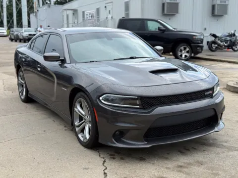 More photos of 2022 Dodge Charger R/T at Glenn Chrysler Dodge Jeep Ram, KY