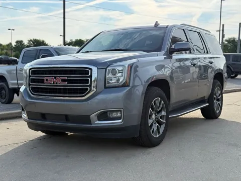Photos of 2020 GMC Yukon SLE for sale in Crestwood, KY at Glenn Chrysler Dodge Jeep Ram