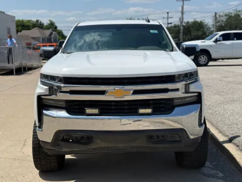 Another view of 2021 Chevrolet Silverado 1500 LT for sale in Crestwood, KY at Glenn Chrysler Dodge Jeep Ram