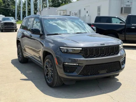 More photos of 2024 Jeep Grand Cherokee Summit at Glenn Chrysler Dodge Jeep Ram, KY