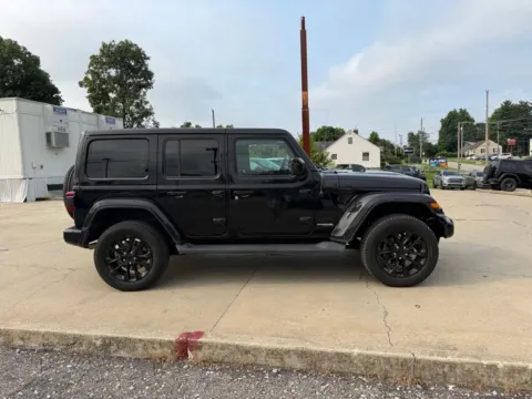 More photos of 2021 Jeep Wrangler Unlimited Sahara High Altitude at Glenn Chrysler Dodge Jeep Ram, KY