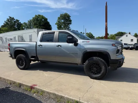 More photos of 2025 Chevrolet Silverado 2500 HD ZR2 at Glenn Chrysler Dodge Jeep Ram, KY