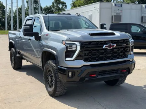 More photos of 2025 Chevrolet Silverado 2500 HD ZR2 at Glenn Chrysler Dodge Jeep Ram, KY