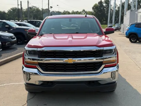 Another view of 2018 Chevrolet Silverado 1500 LT for sale in Crestwood, KY at Glenn Chrysler Dodge Jeep Ram