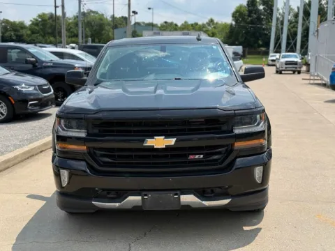 Another view of 2018 Chevrolet Silverado 1500 LT for sale in Crestwood, KY at Glenn Chrysler Dodge Jeep Ram