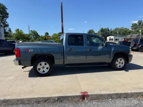 More photos of 2011 Chevrolet Silverado 1500 LT at Glenn Chrysler Dodge Jeep Ram, KY