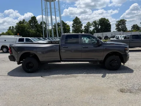 More photos of 2026 Ram 3500 Tradesman at Glenn Chrysler Dodge Jeep Ram, KY