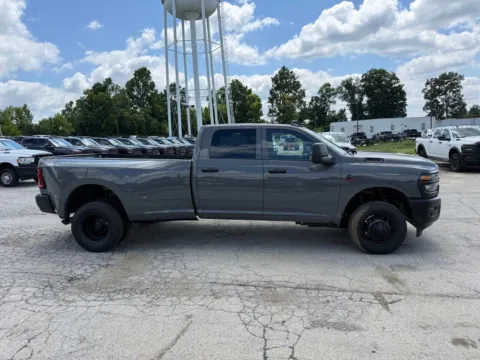 More photos of 2026 Ram 3500 Tradesman at Glenn Chrysler Dodge Jeep Ram, KY