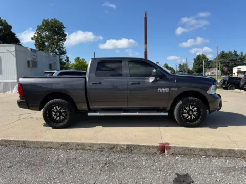 More photos of 2018 Ram 1500 Express at Glenn Chrysler Dodge Jeep Ram, KY