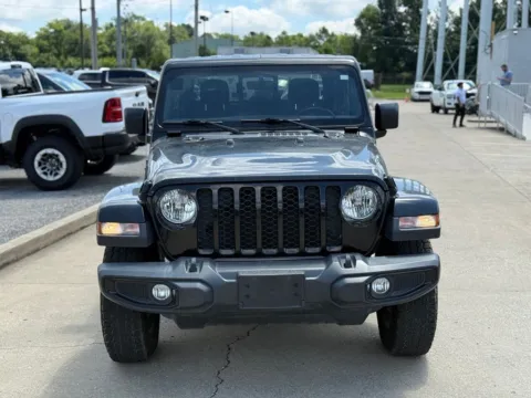 Another view of 2021 Jeep Gladiator Sport for sale in Crestwood, KY at Glenn Chrysler Dodge Jeep Ram