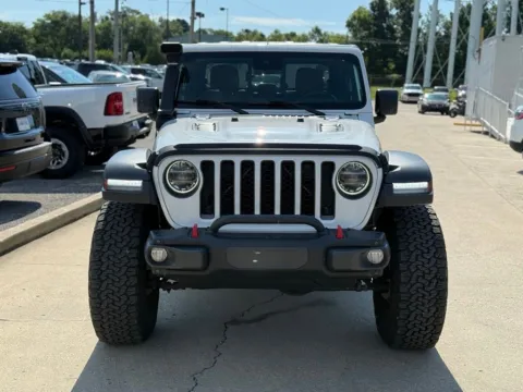 Another view of 2020 Jeep Gladiator Rubicon for sale in Crestwood, KY at Glenn Chrysler Dodge Jeep Ram